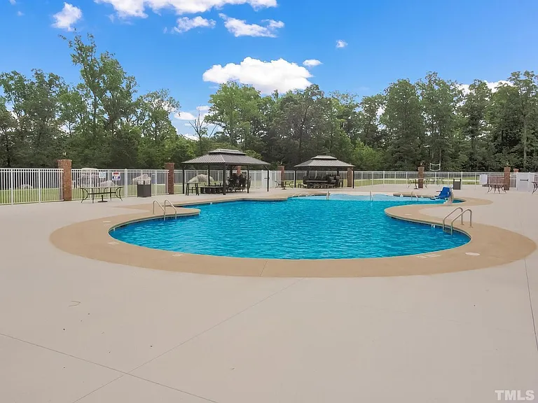 5028 Arkose Dr — Photo 33