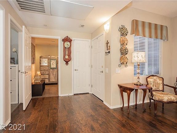 3rd image of 6868 Sky Pointe Dr Unit 1010