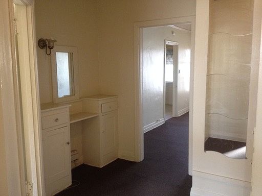 4th image of 2114 W Gage Ave