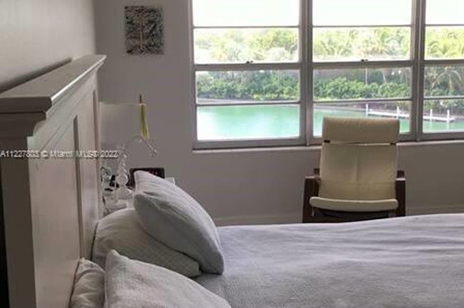1st image of 9102 W Bay Harbor Dr