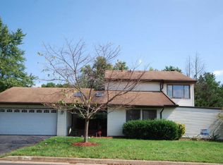 116 S Fox Rd, Sterling, VA 20164