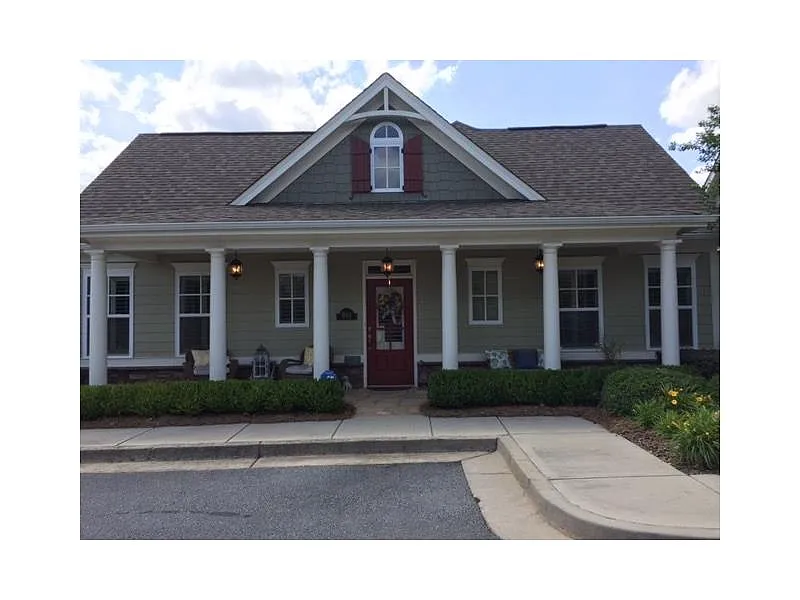 981 Grey Village Way photo 1
