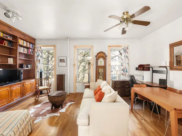 254 West 25th Street image 1 of 6