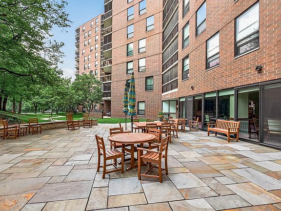 5th image of 6615 Lake Shore Dr S APT 410