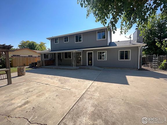 3rd image of 3346 Apple Ave
