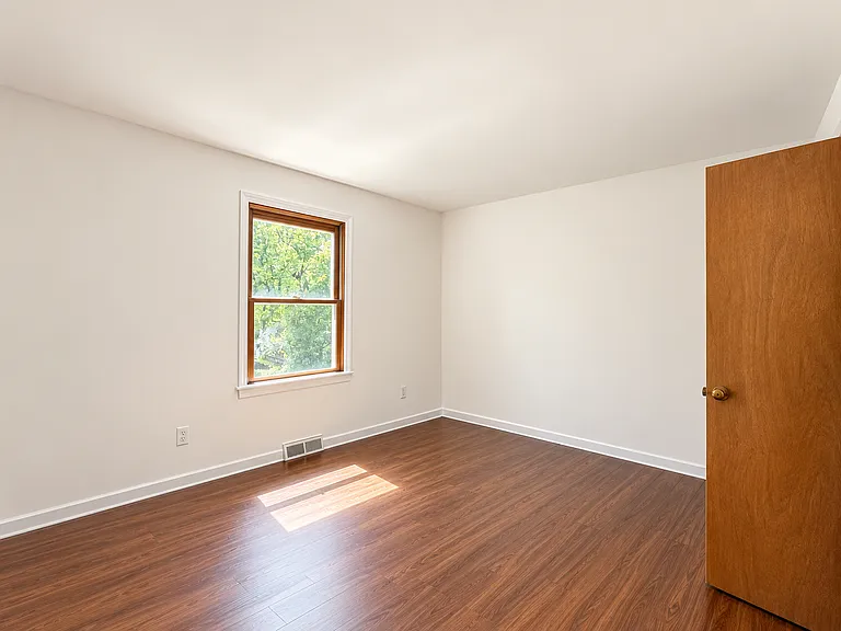 1188 Kenmore Ave #1 — Photo 5