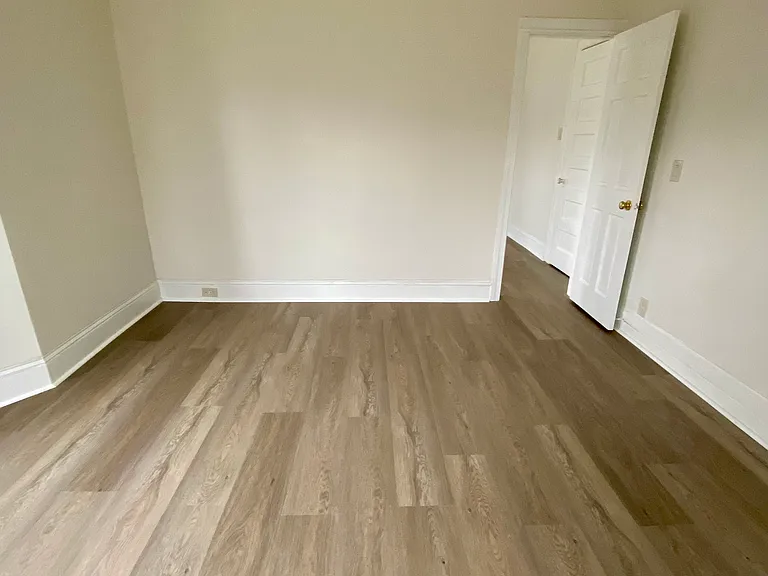 901 Danforth St — Photo 8