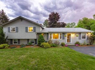 7 Charlesgate Rd, Billerica, MA 01821