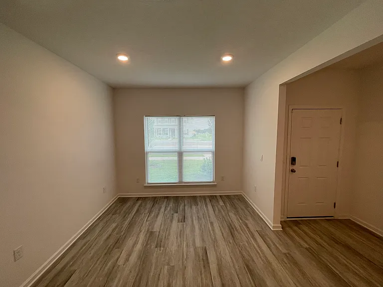415 Arrowwood Blvd — Photo 8