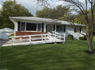 4072 Leewood Dr, Stow, OH 44224