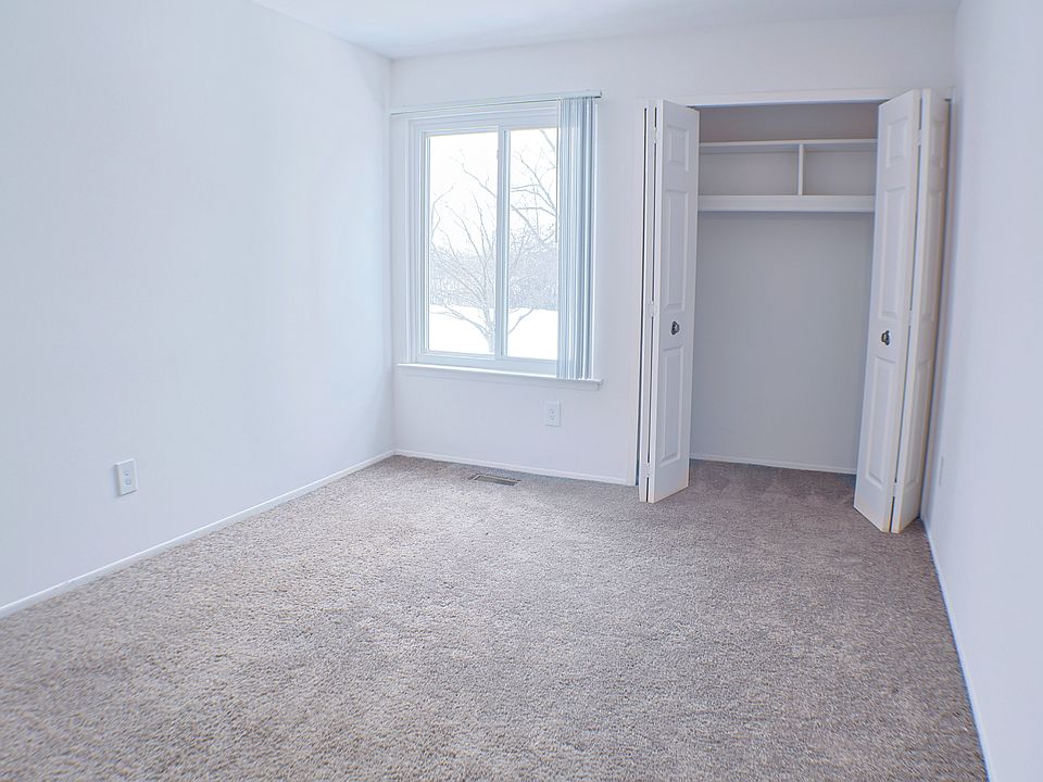 27489 Parkview Blvd # 27-7303, photo 8