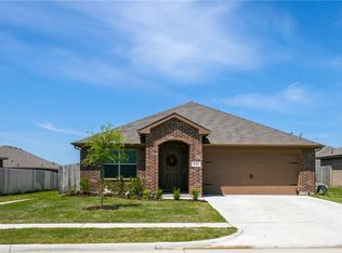 332 Chestnut Ln, Ponder, TX 76259