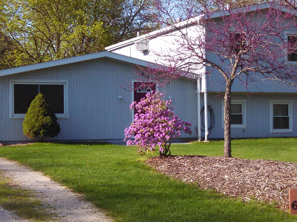 1st image of 617 Cedarwood Dr