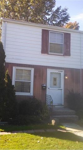 1st image of 1576 E 248th St