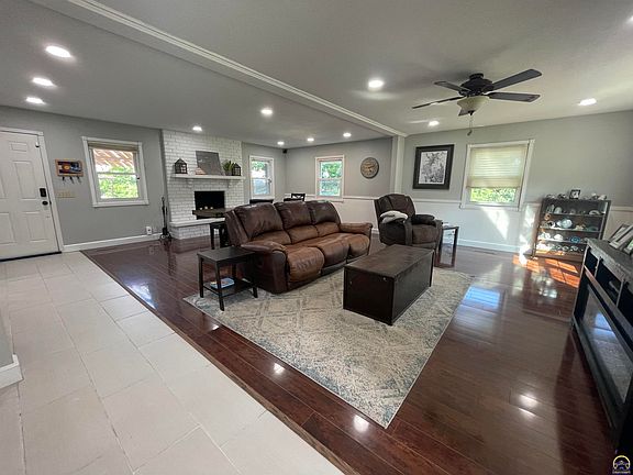 4th image of 2136 Morningside Dr