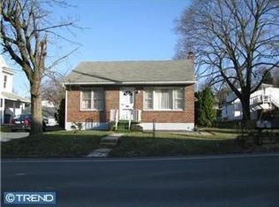 656 Mountain View Rd, Reading, PA 19607