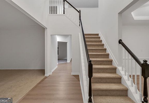 3rd image of 620 Windham Way