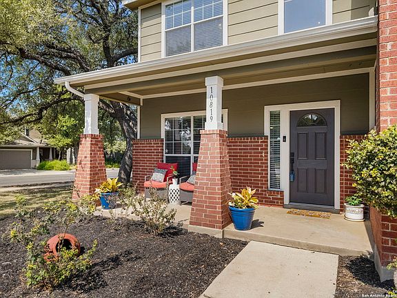4th image of 10819 Bridle View