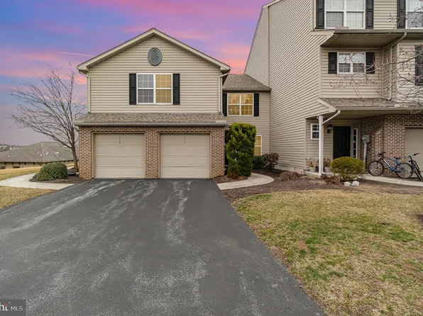 117 Hawk Ct, Hummelstown, PA 17036