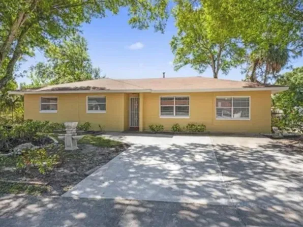 5831 Hammon Dr, Tampa, FL 33619