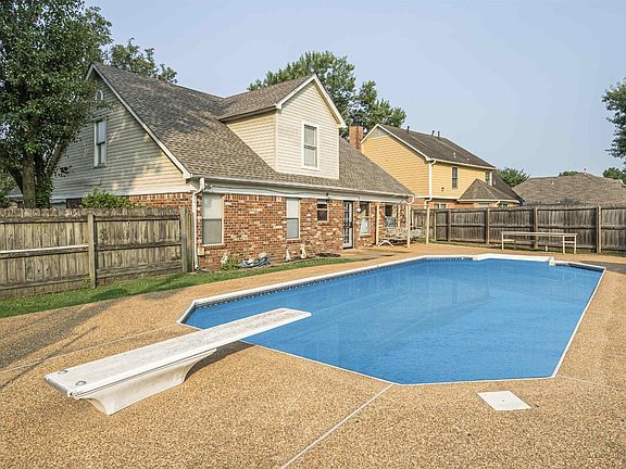2nd image of 4350 Winding Hollow Way