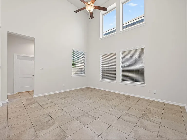 12154 Texas Trumpet Trl — Photo 10