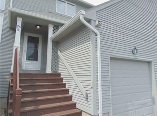 74 Valley Green Ct #B, North Providence, RI 02904