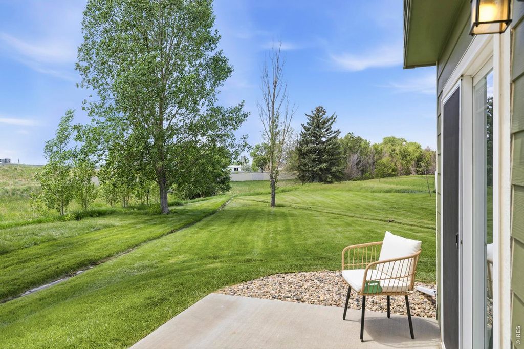 802 Waterglen Dr #L-52