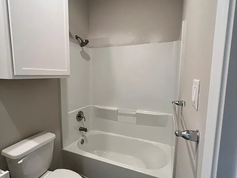 1149F Southwood Dr — Photo 20