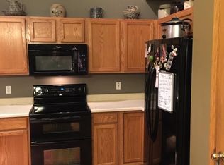 1208 Kennedy Dr, Hartford, WI 53027
