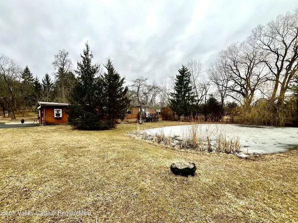 583 Schoharie Turnpike, Athens, NY 12015