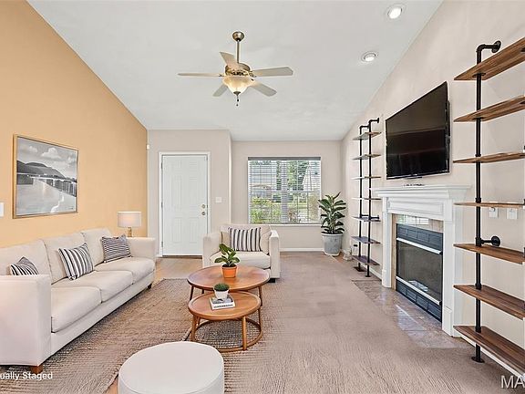 3rd image of 1516 English Pine Ln