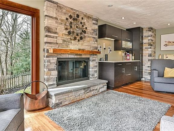4th image of 2653 Black Oak Ct