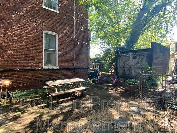 5th image of 2519 Grove Ave #1