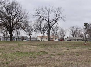 605 Fir Rd, Carl Junction, MO 64834