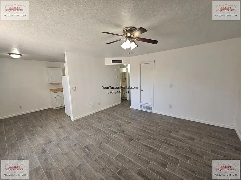 916 S 4th Avenue - Casitas Del Oeste — Photo 7