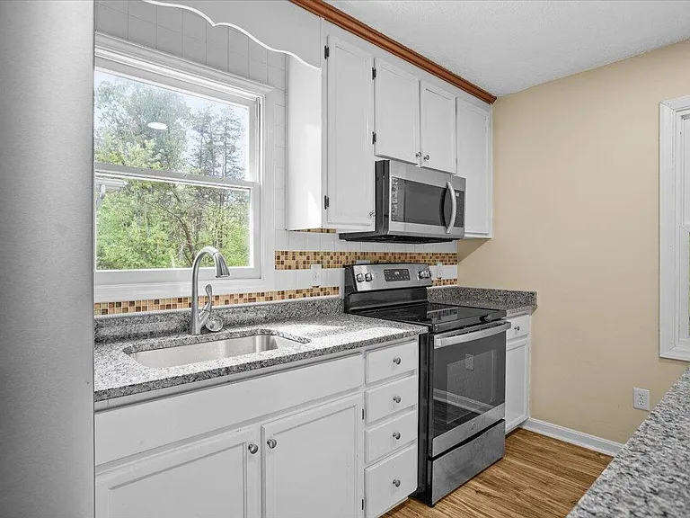 10037 Booker T Washington Hwy — Photo 2