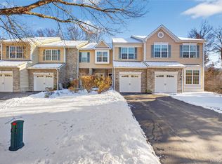 733 Huntington Drive, Fishkill, NY 12524