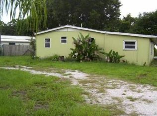 241 NW Riverside Rd, Okeechobee, FL 34974