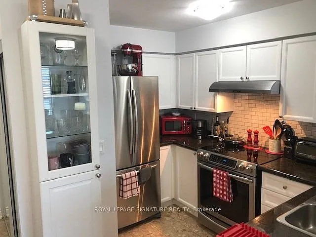 109 Front St E #1039 — Photo 5