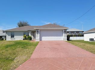431 NW 1st Ter, Cape Coral, FL 33993