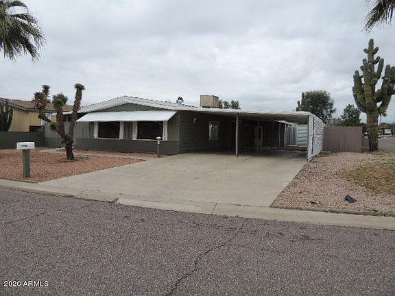 2nd image of 2516 E Cowan Cir