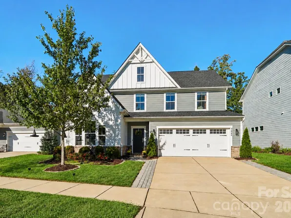 9840 Andres Duany Dr, Huntersville, NC 28078