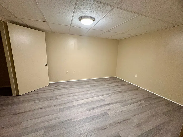 20 Loop Rd — Photo 12