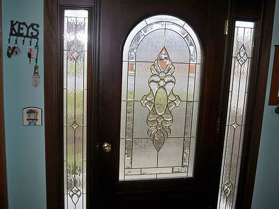 4th image of 22 Grove St