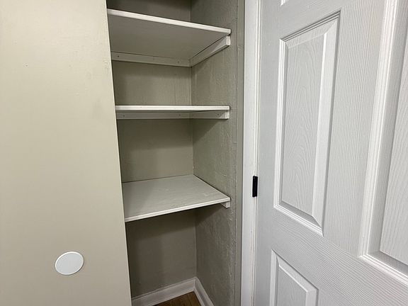 4th image of 121 Cannon St