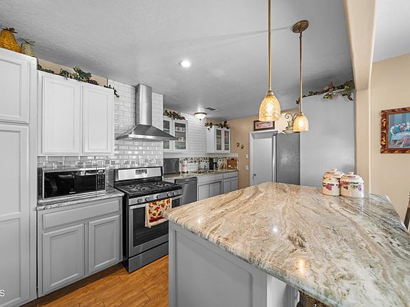 4th image of 2304 San Marino Dr
