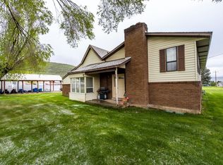 3024 S Daniels Rd, Daniel, UT 84032