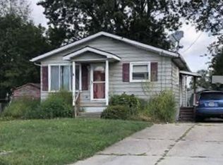 1161 Stratford St, Barberton, OH 44203