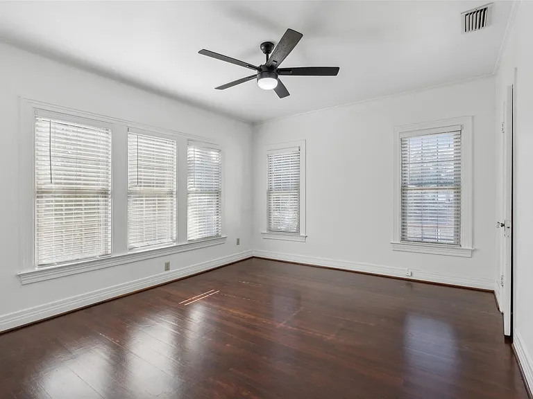 6132 Victor St — Photo 22